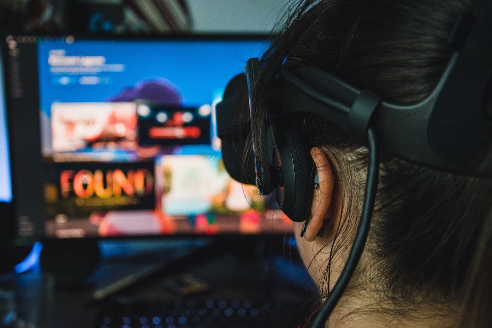 Shopping, Playing, or Working: How will you be spending your time in the Metaverse in 2026?