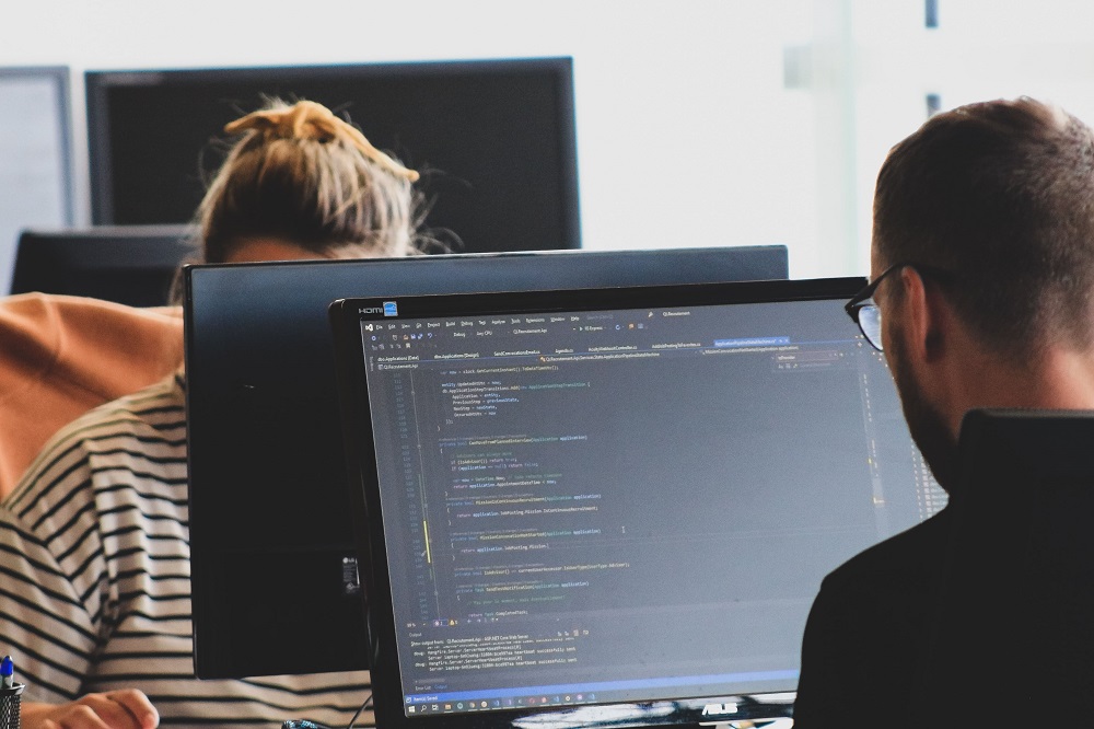 Accelerating Growth: Understanding the Benefits of Generative AI