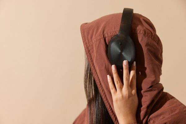 Manipulating the Music: Can Spotify Listeners Hack Their Wrapped?