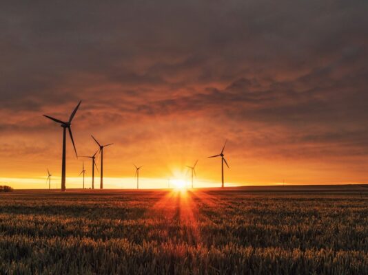 Clean Energy’s Trade Shock: Tariffs Are Rewriting the Investment Playbook