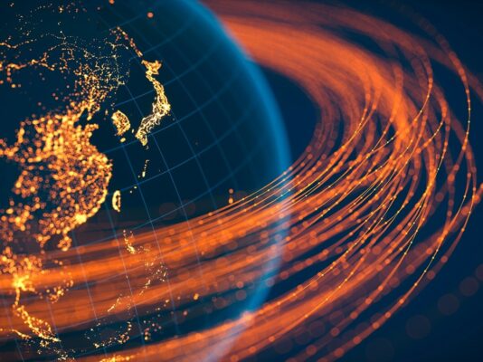 How US Investment Banks Are Expanding Globally: Opportunities and Risks