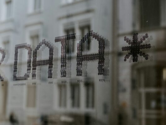 Role of Data Analytics in Investment Banking